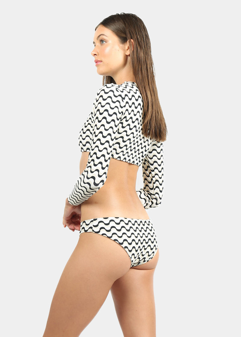 Rumi Bottom